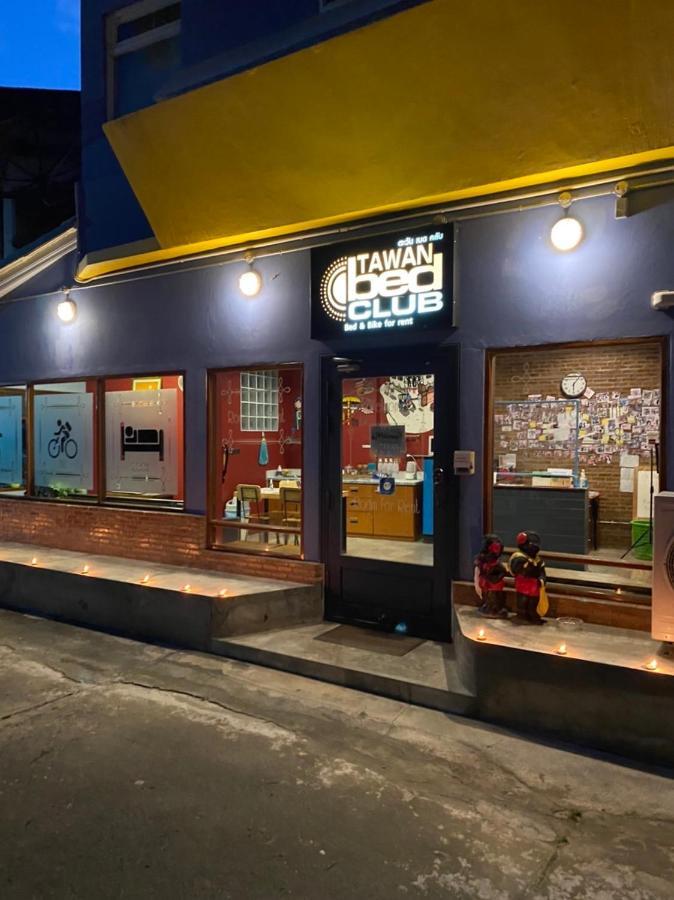 Tawan Bed Club Hostel Chiang Mai Exterior photo