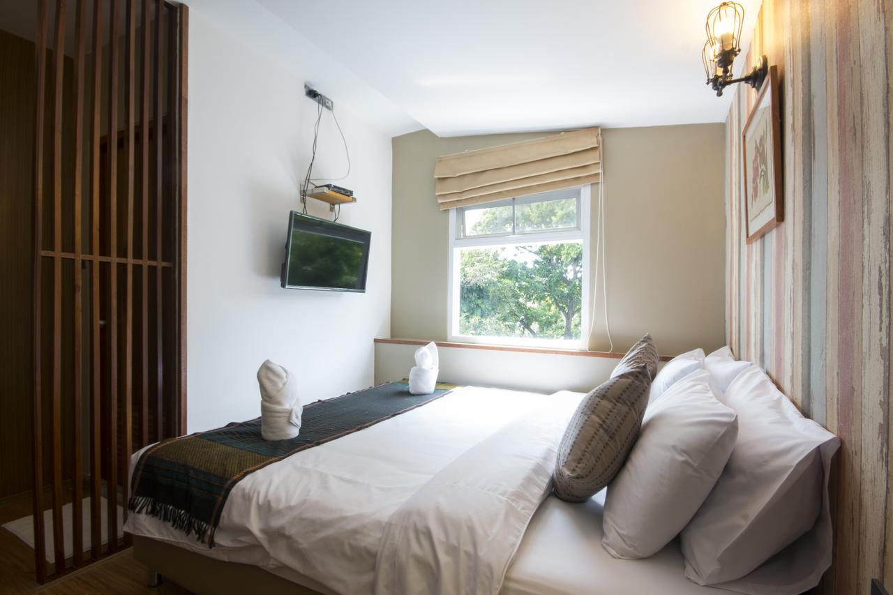 Tawan Bed Club Hostel Chiang Mai Exterior photo
